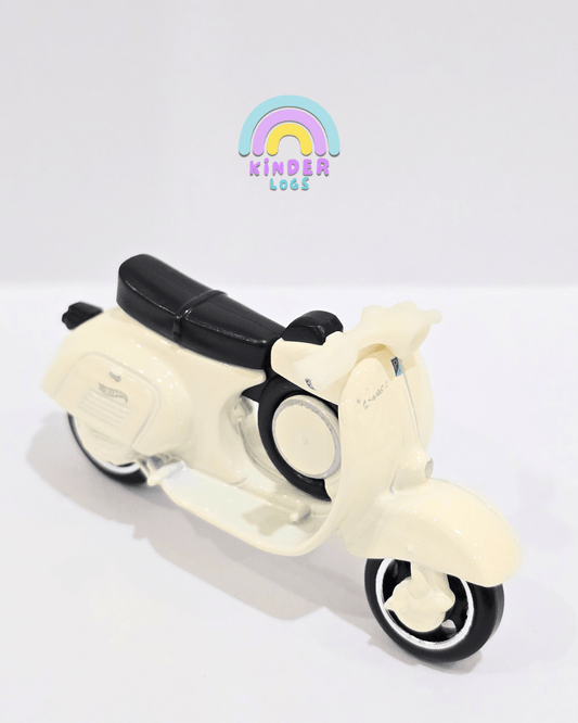 Hot Wheels 1966 Vespa 90 SS Scooter - White (Uncarded) - Kinder Logs
