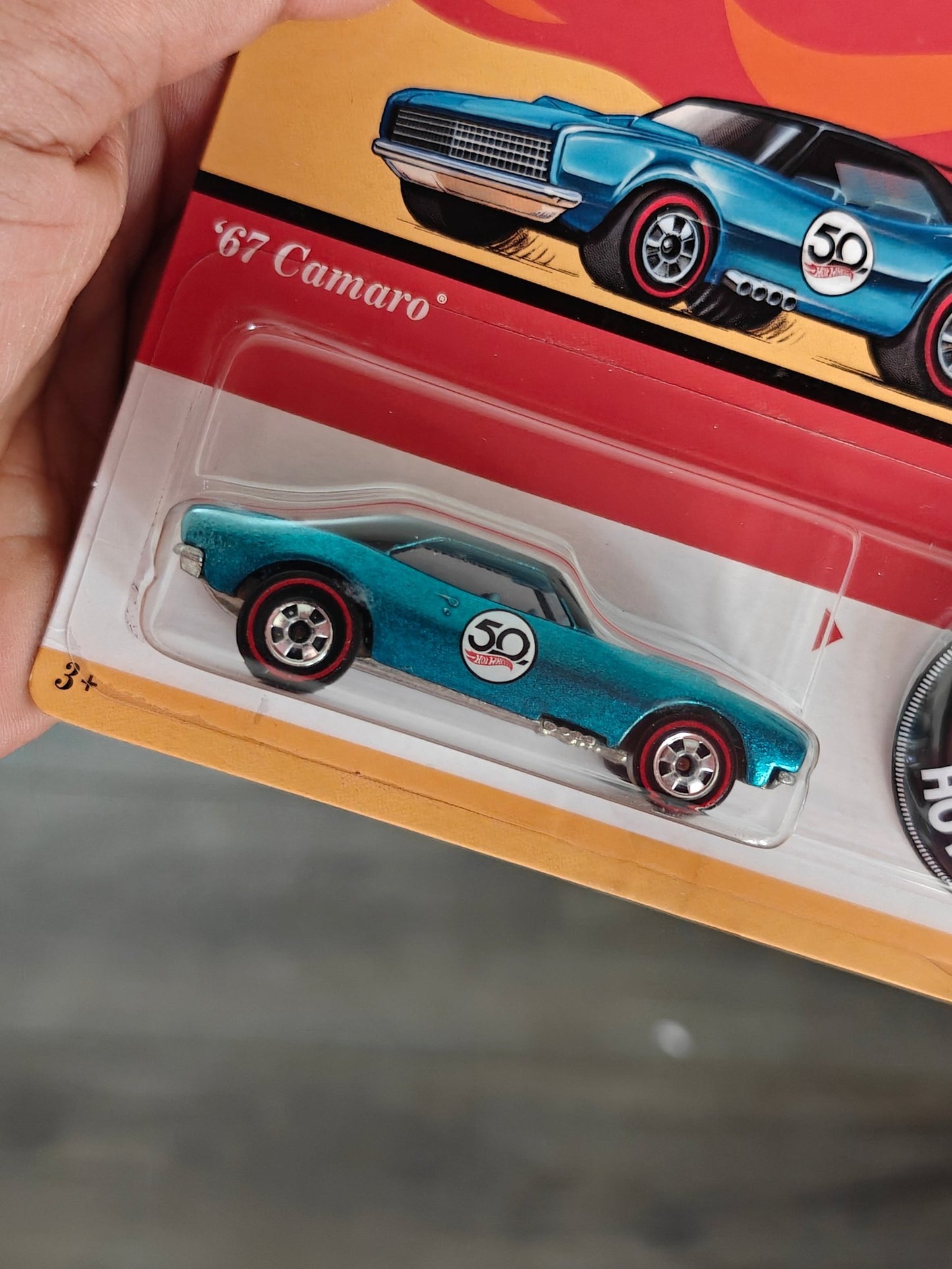 Hot Wheels 1967 Chevy Camaro - Wide Card (Imported) - Kinder Logs