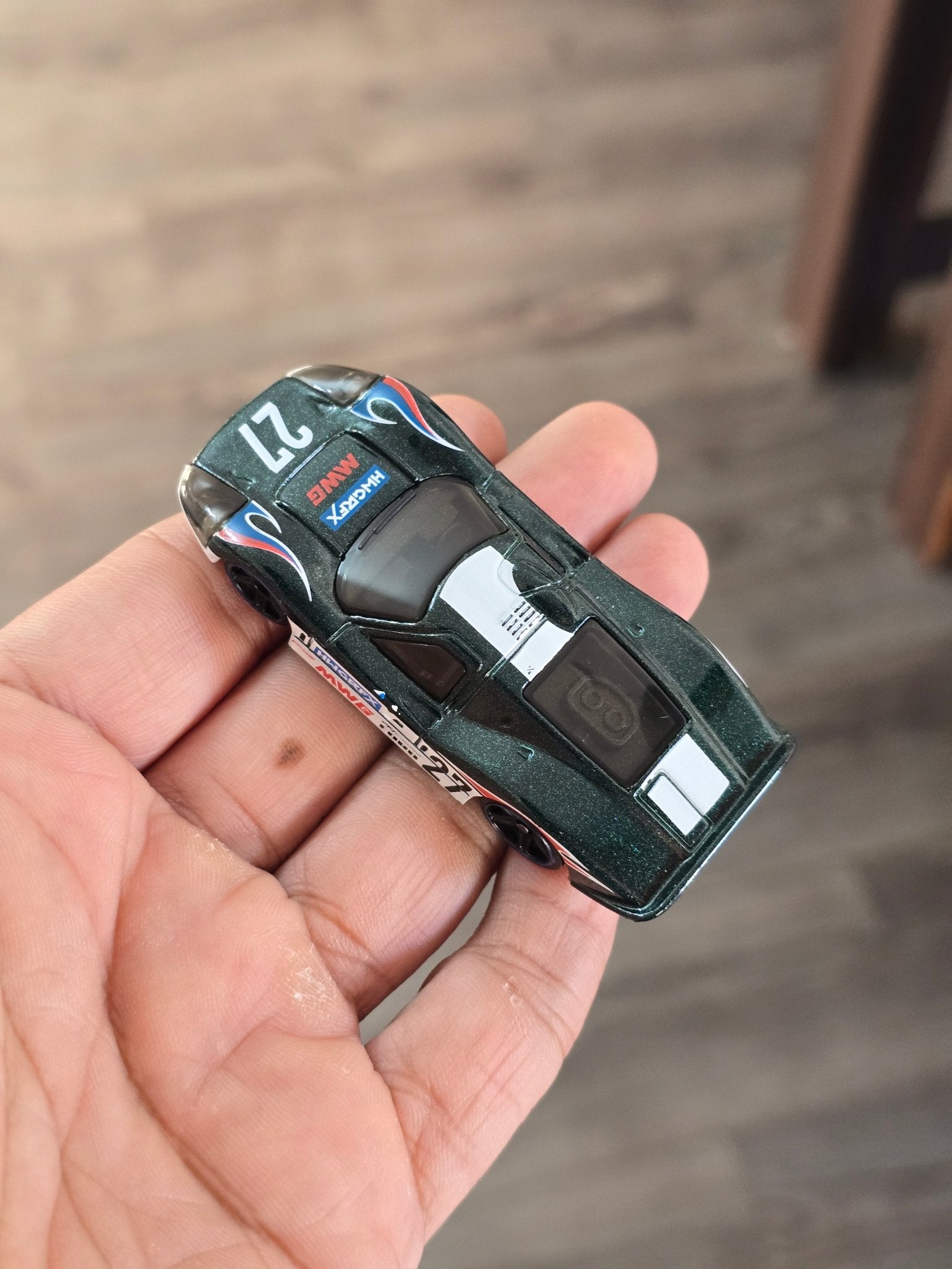 Hot Wheels 1967 Ford GT40 MKIV - Dark Green (Uncarded - New) - Kinder Logs