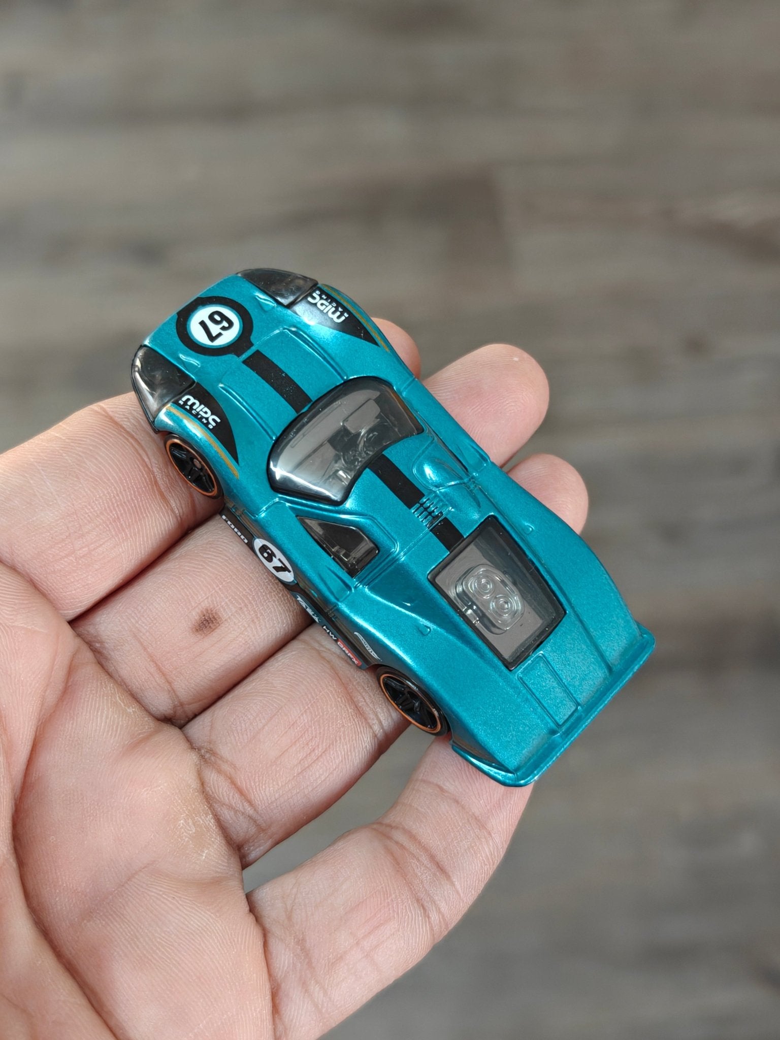 Hot Wheels 1967 Ford GT40 MKIV - New Teal Color (Uncarded) - Kinder Logs