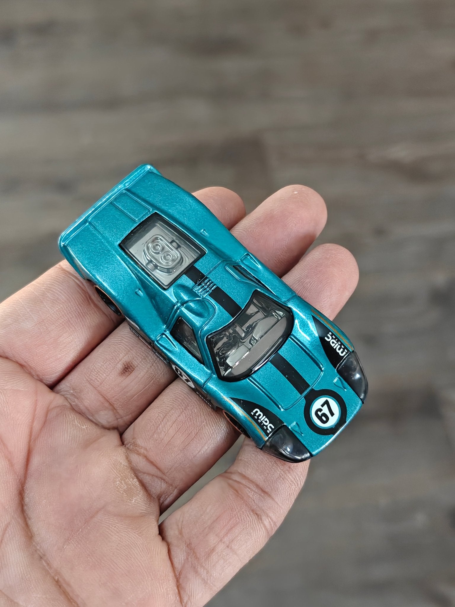 Hot Wheels 1967 Ford GT40 MKIV - New Teal Color (Uncarded) - Kinder Logs
