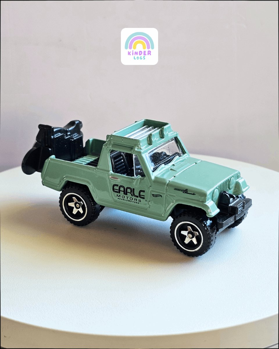 Hot Wheels 1967 Jeepster Commando - Green (Uncarded) - Kinder Logs