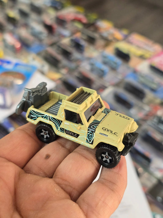Hot Wheels 1967 Jeepster Commando - Uncarded (Imported) - Kinder Logs
