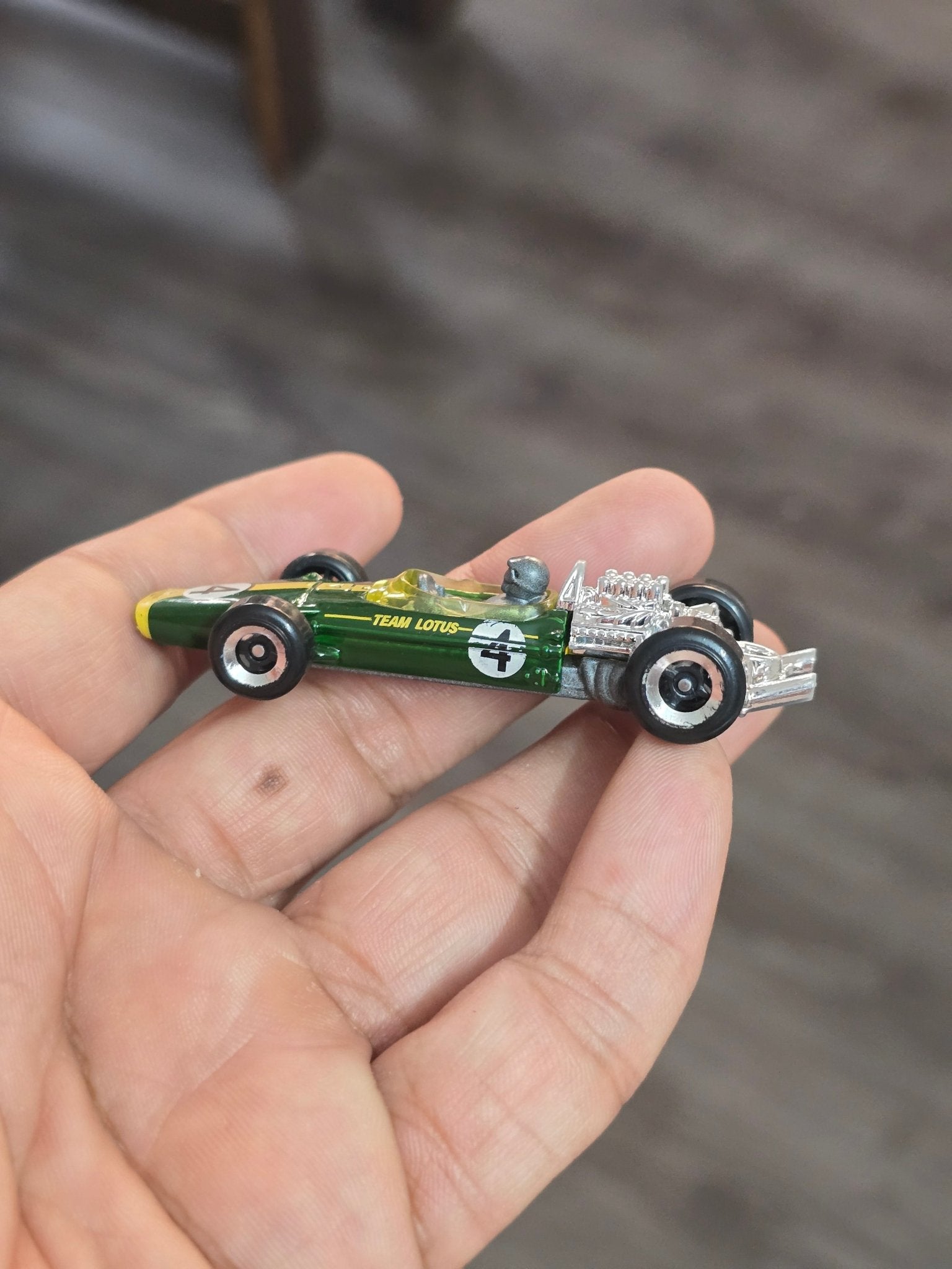 Hot Wheels 1967 Lotus Type 49 - Number 4 (Uncarded - New) - Kinder Logs