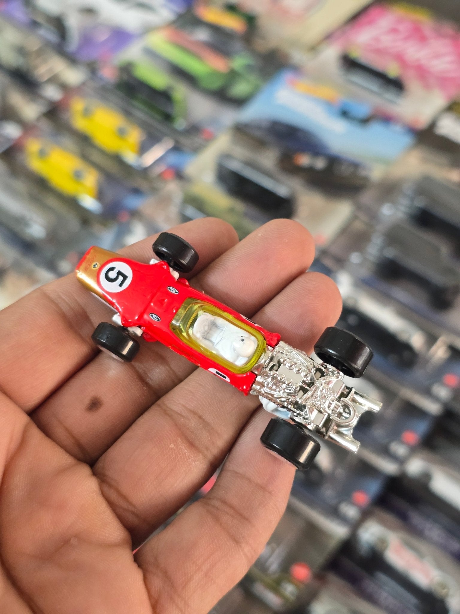 Hot Wheels 1967 Lotus Type 49 - Red (Uncarded) - Kinder Logs
