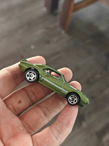 Hot Wheels 1967 Pontiac Firebird Custom - Green (Uncarded - New) - Kinder Logs