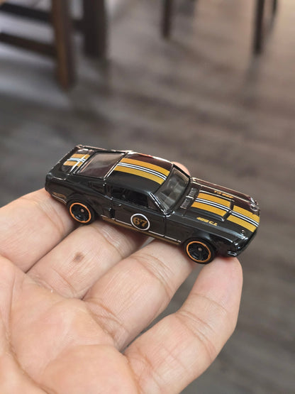 Hot Wheels 1967 Shelby GT500 - Black (Uncarded - New) - Kinder Logs