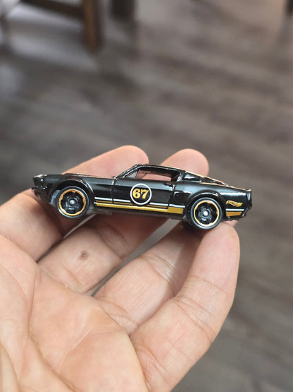 Hot Wheels 1967 Shelby GT500 - Black (Uncarded - New) - Kinder Logs