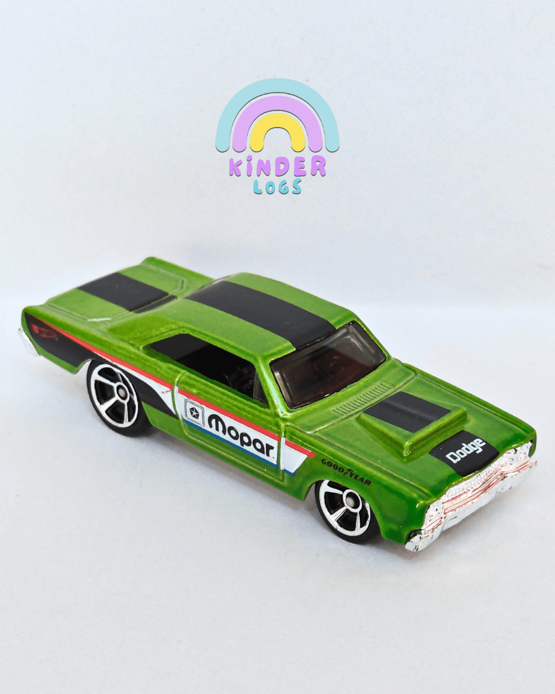 Hot Wheels 1968 Dodge Dart MOPAR - Green (Uncarded - New) - Kinder Logs