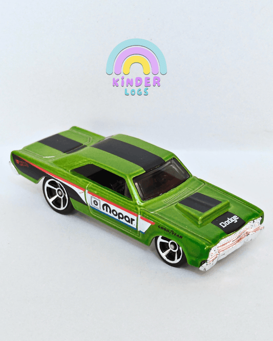 Hot Wheels 1968 Dodge Dart MOPAR - Green (Uncarded - New) - Kinder Logs