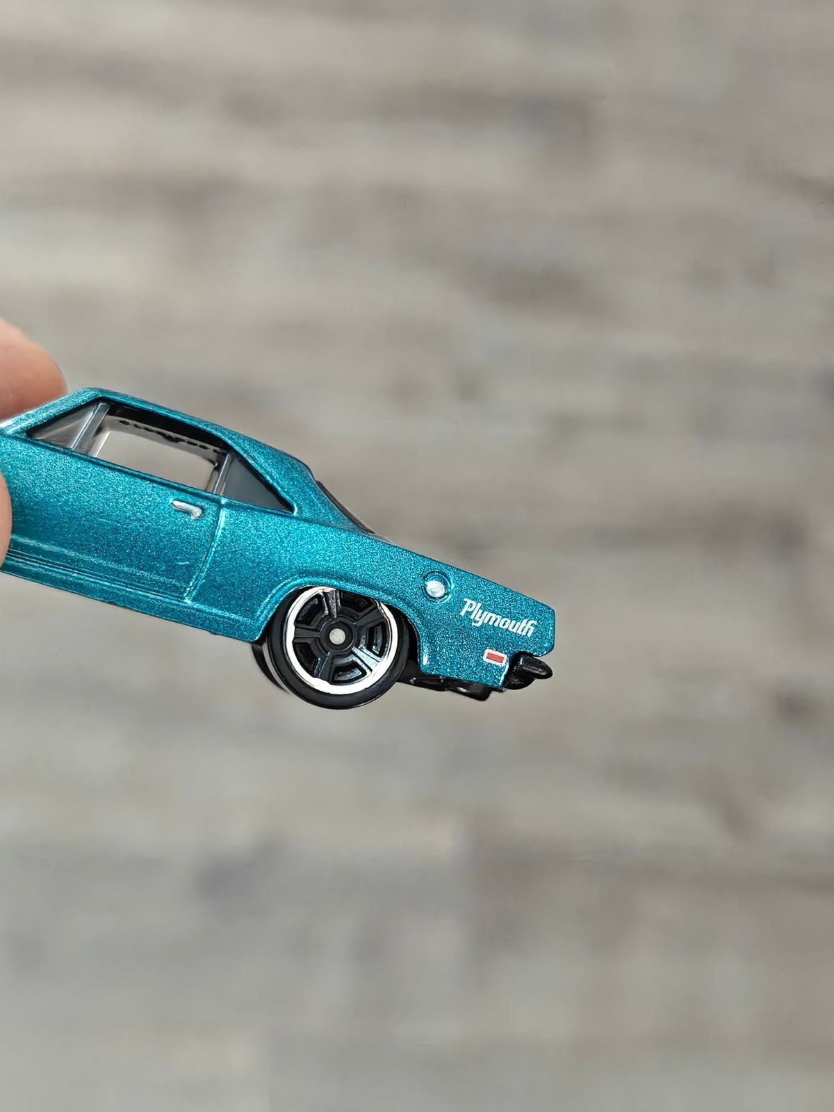 Hot Wheels 1968 Plymouth Barracuda Formula S - F&F (Uncarded - New) - Kinder Logs