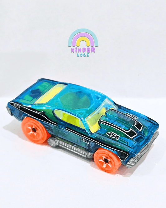 Hot Wheels 1969 Chevelle - Rare find (Used Car) - Kinder Logs