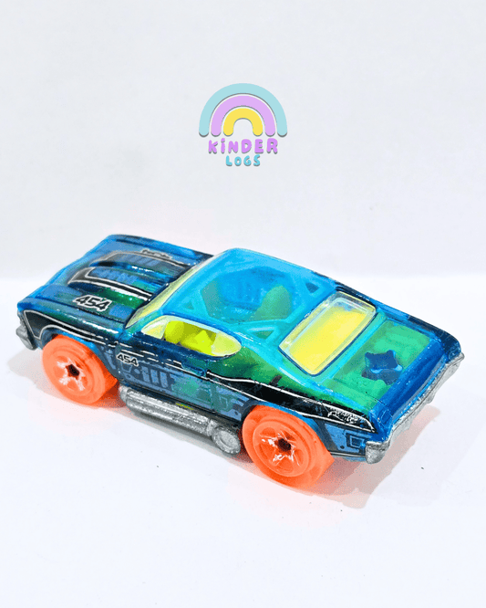 Hot Wheels 1969 Chevelle - Rare find (Used Car) - Kinder Logs