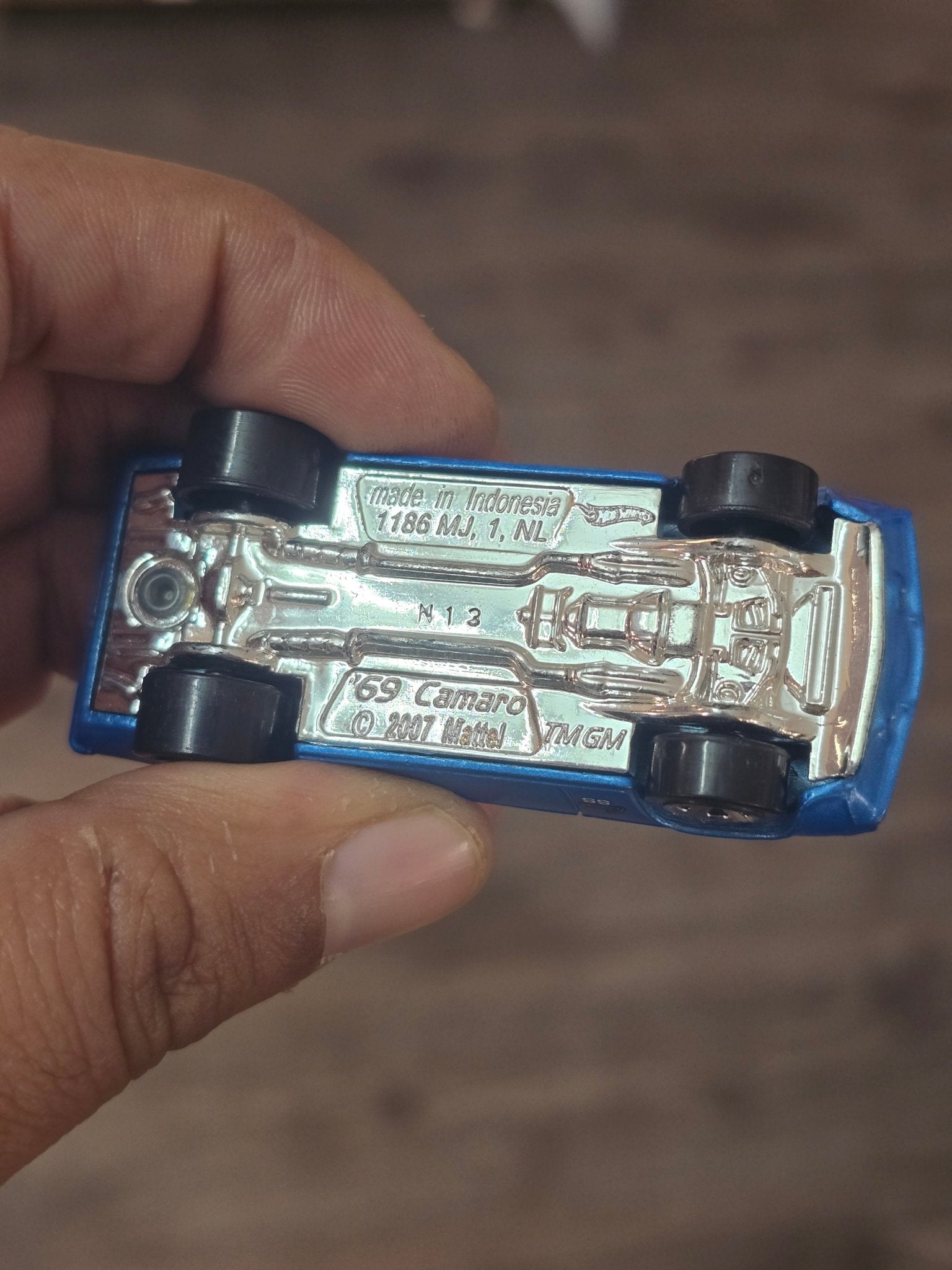 Hot Wheels 1969 Chevrolet Camaro (Pre - Owned) - Kinder Logs