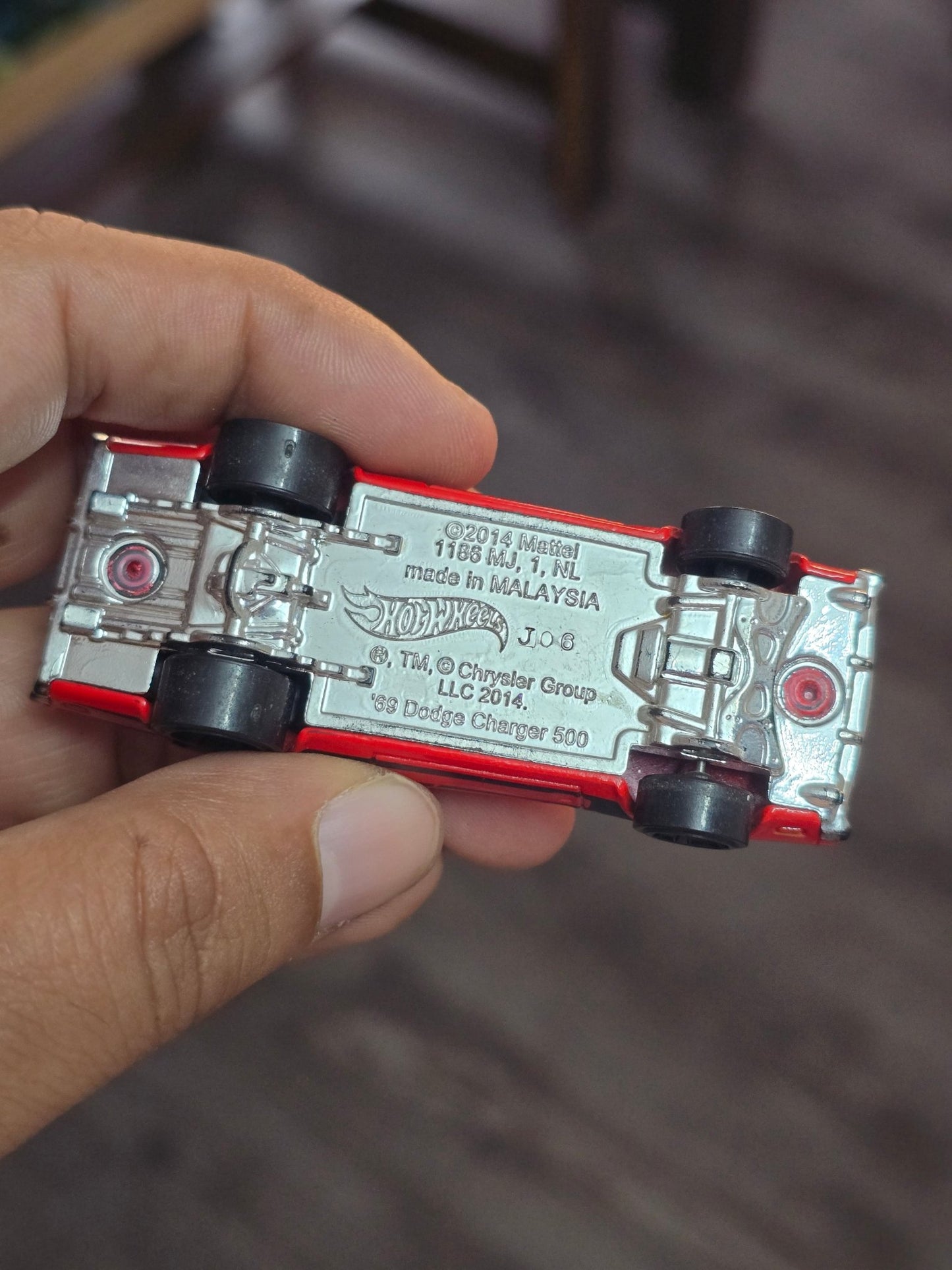 Hot Wheels 1969 Dodge Charger 500 - Red (Pre - Owned) - Kinder Logs