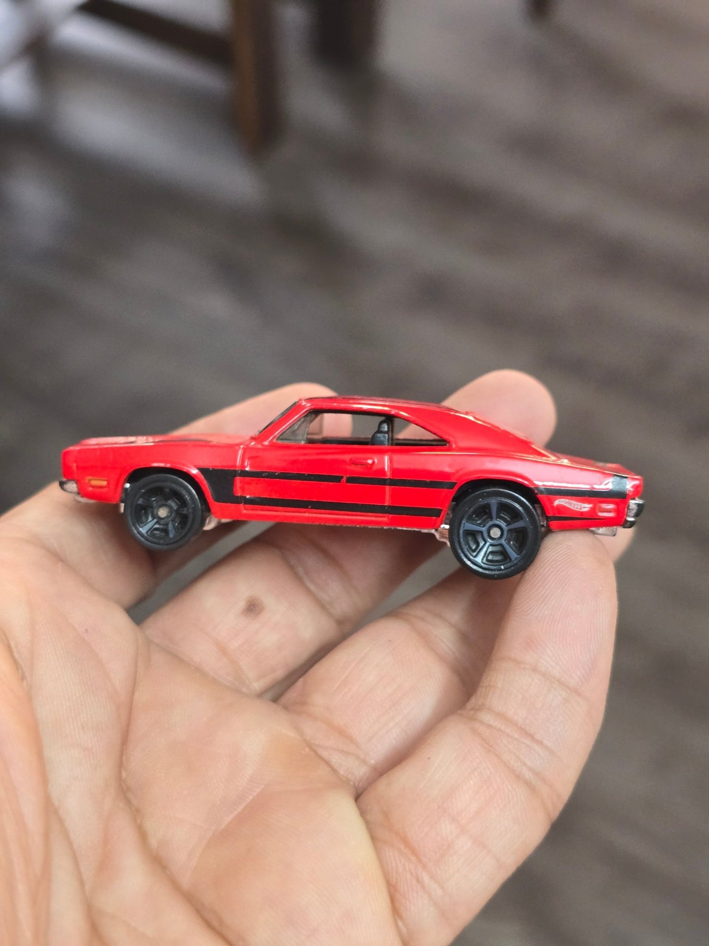 Hot Wheels 1969 Dodge Charger 500 - Red (Pre - Owned) - Kinder Logs