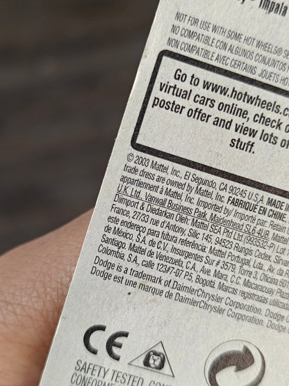 Hot Wheels 1969 Dodge Charger - Collector No. 002 - Kinder Logs