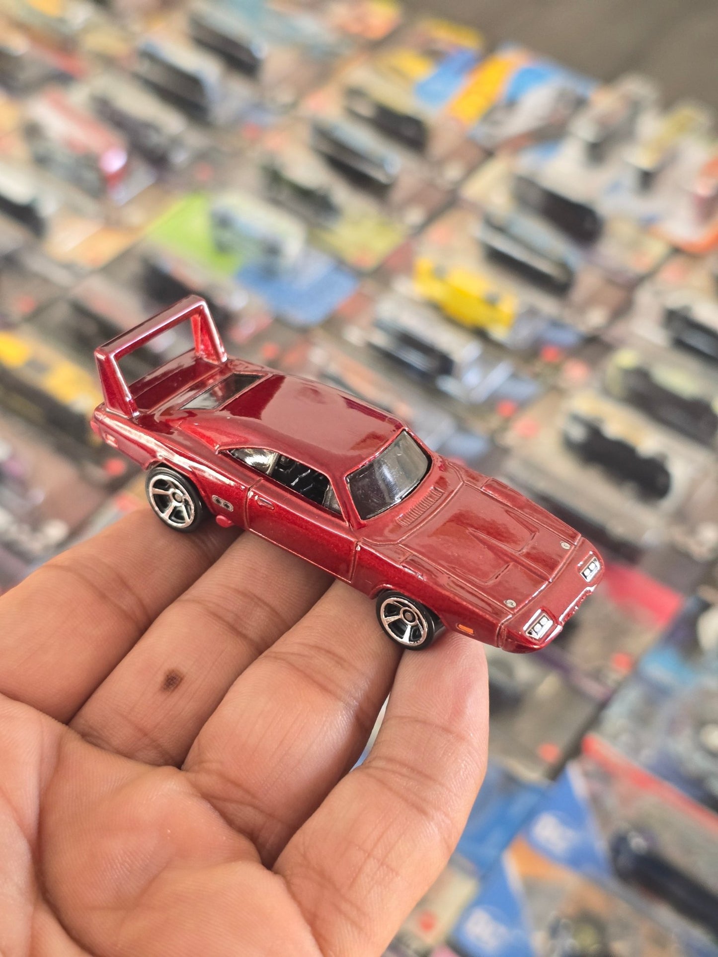 Hot Wheels 1969 Dodge Charger Daytona | Fast and Furious (Uncarded) - Kinder Logs