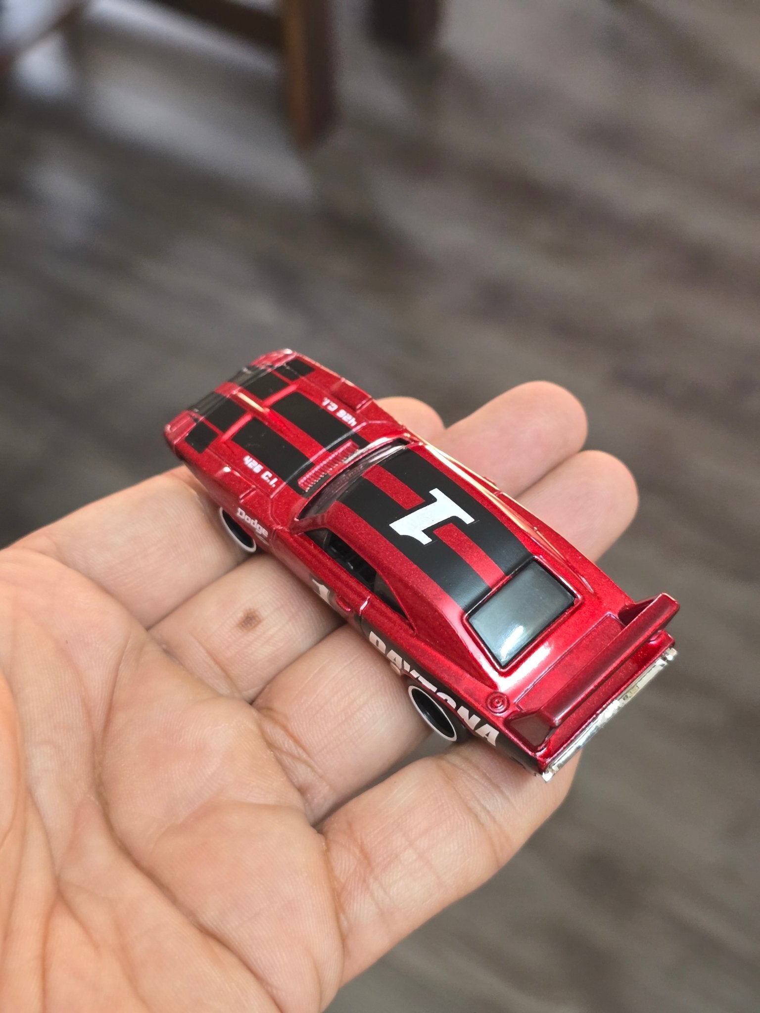 Hot Wheels 1969 Dodge Charger Daytona Mopar (Uncarded) - Kinder Logs