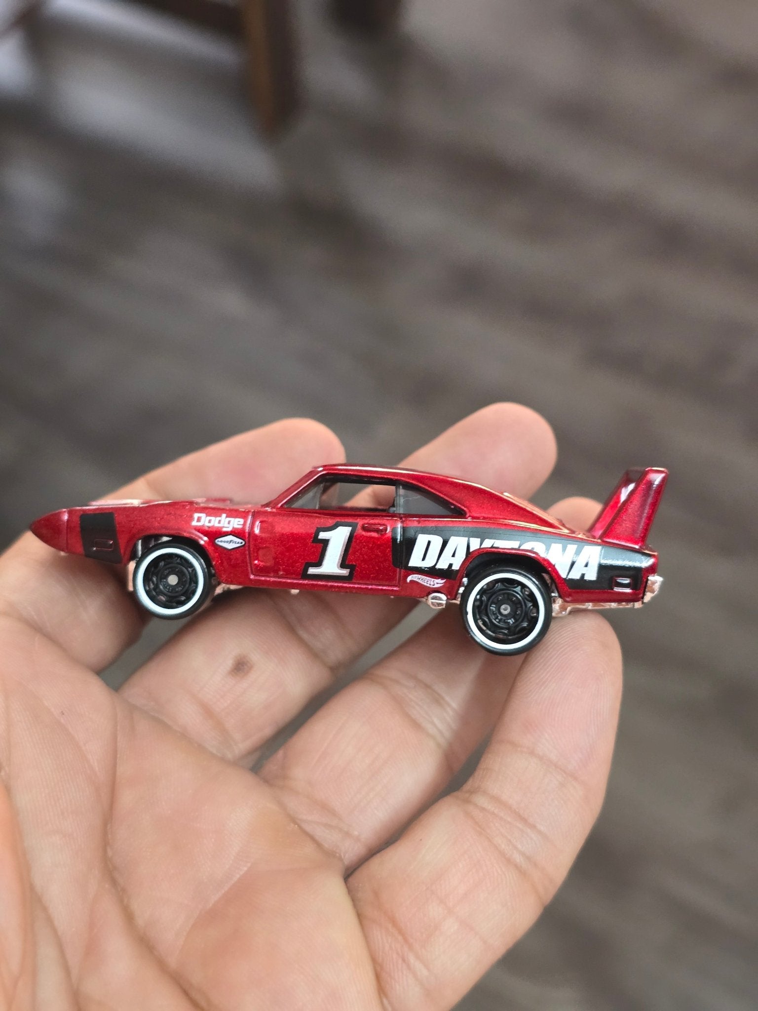 Hot Wheels 1969 Dodge Charger Daytona Mopar (Uncarded) - Buy At