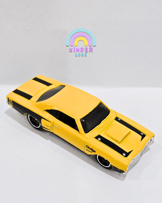 Hot Wheels 1969 Dodge Coronet Super Bee L9920 - Yellow (Uncarded) - Kinder Logs