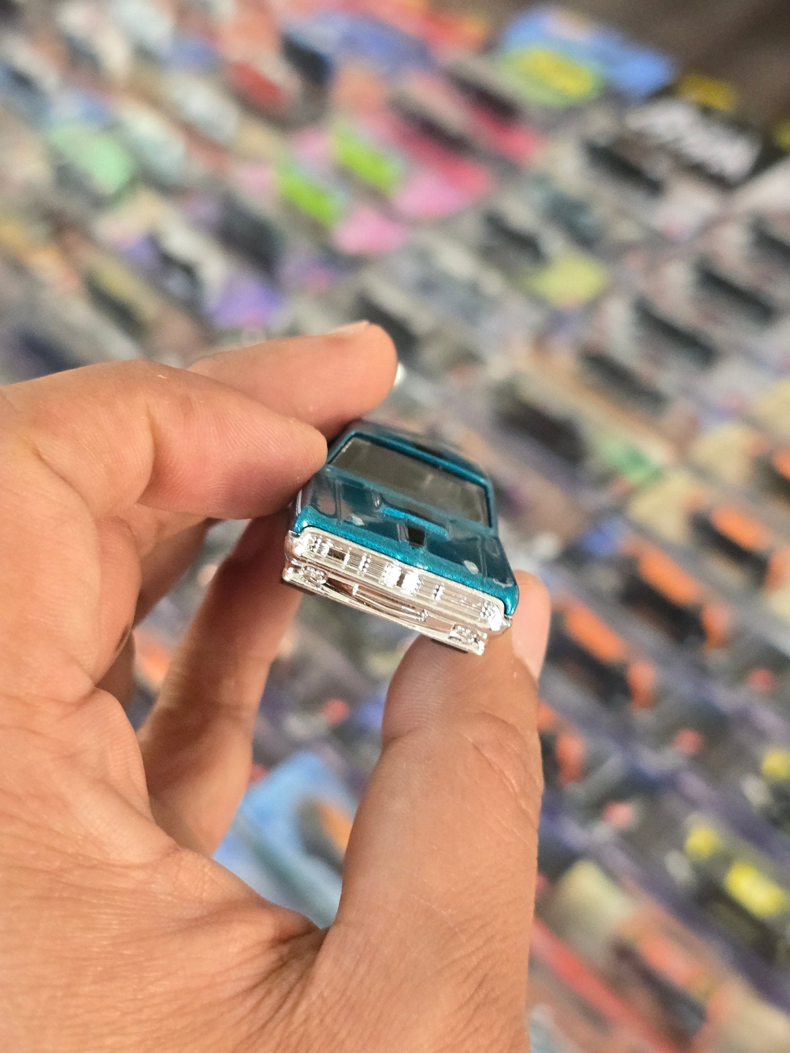 Hot Wheels 1969 Mercury Cougar Eliminator - Teal (Uncarded) - Kinder Logs