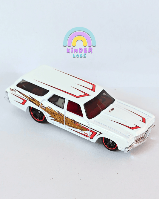 Hot Wheels 1970 Chevelle SS Wagon - White (Uncarded - New) - Kinder Logs