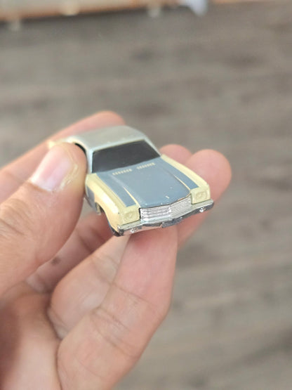 Hot Wheels 1970 Chevy Monte Carlo (Pre - Owned) - Kinder Logs