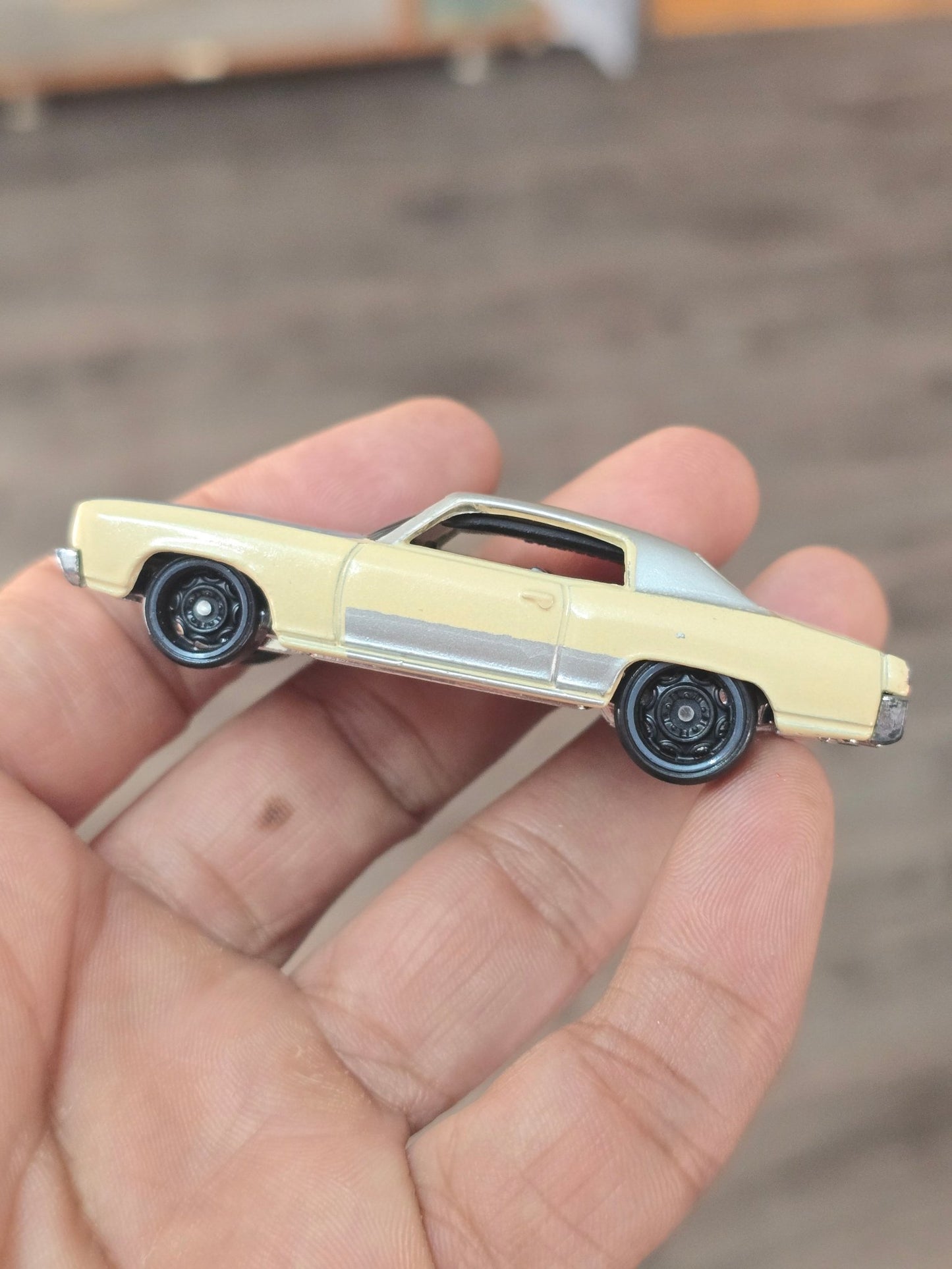 Hot Wheels 1970 Chevy Monte Carlo (Pre - Owned) - Kinder Logs