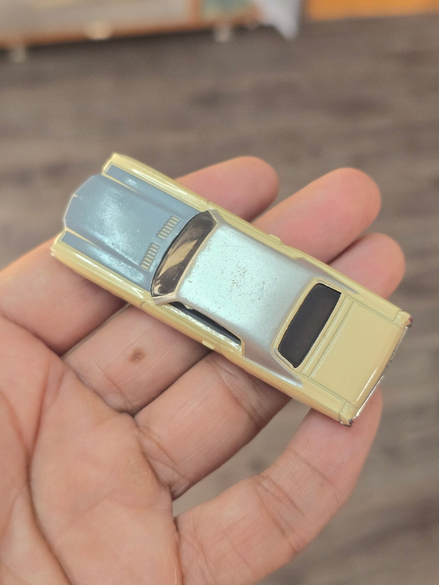 Hot Wheels 1970 Chevy Monte Carlo (Pre - Owned) - Kinder Logs