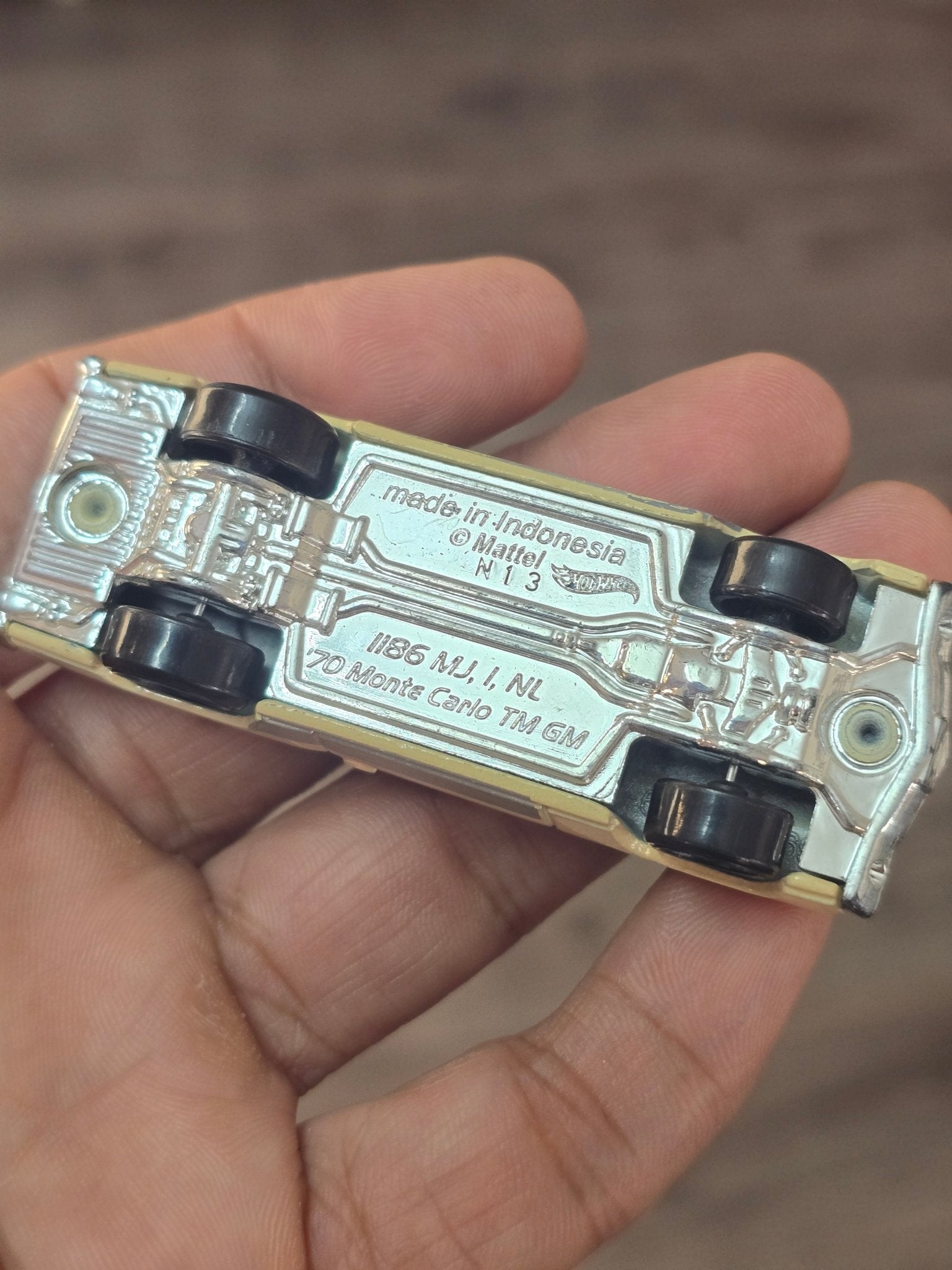 Hot Wheels 1970 Chevy Monte Carlo (Pre - Owned) - Kinder Logs