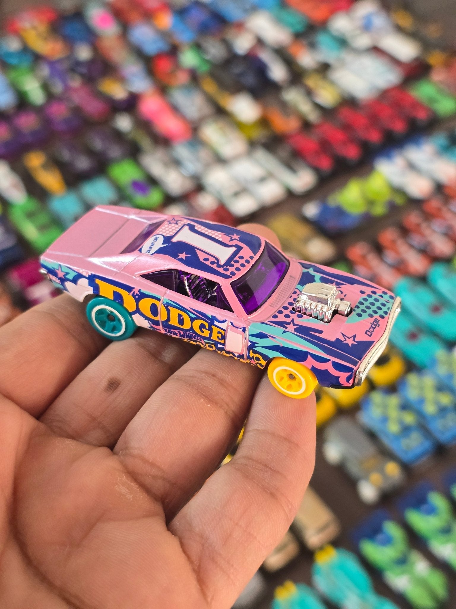 Hot Wheels 1970 Dodge Charger R/T - Pink (Used Car) - Kinder Logs