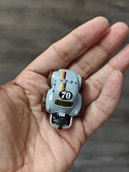 Hot Wheels 1970 Volkswagen Baja Bug (Uncarded - New) - Kinder Logs