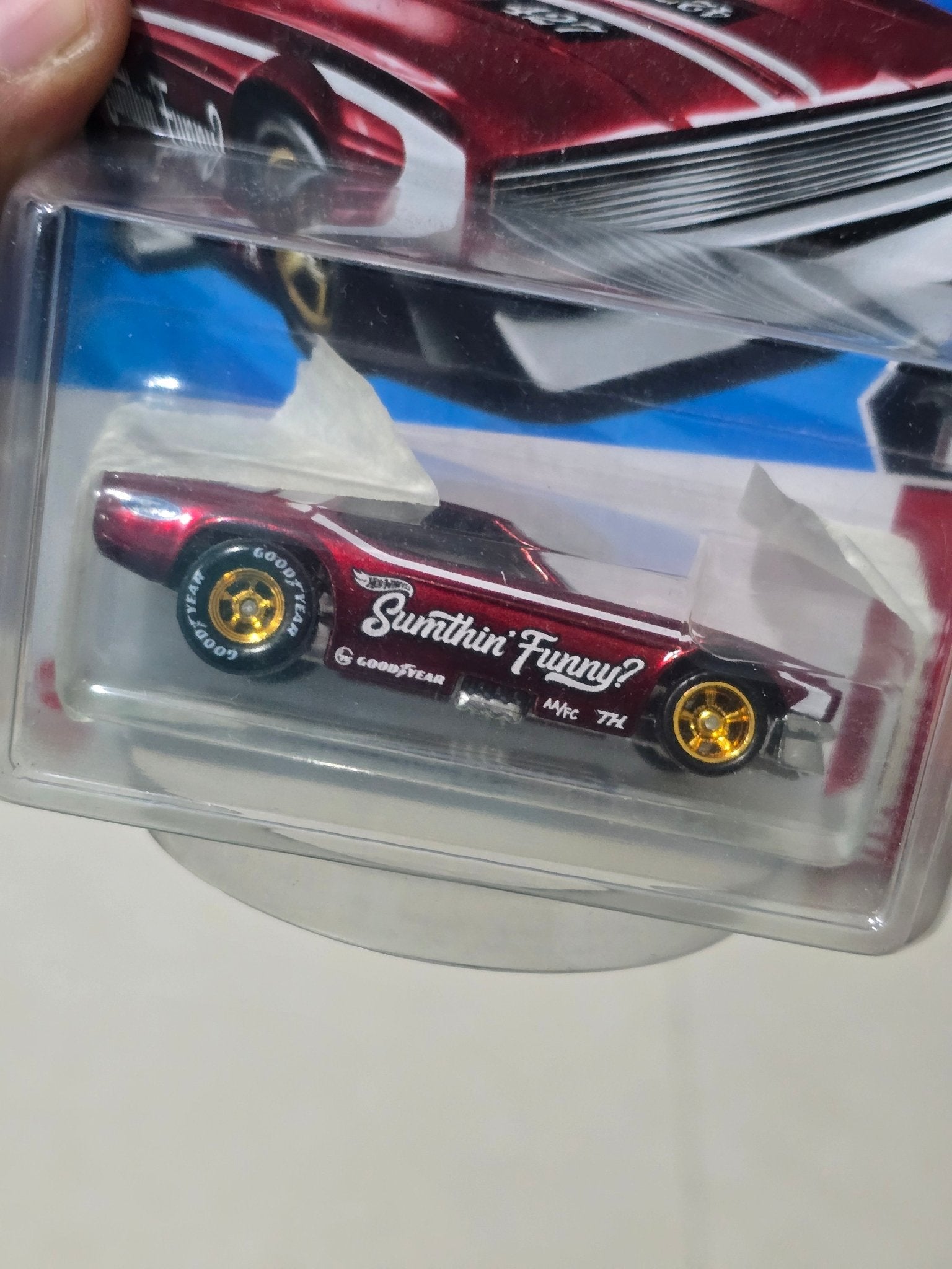 Hot Wheels 1971 Ford Mustang Funny Car Super Treasure Hunt (STH) - Kinder Logs