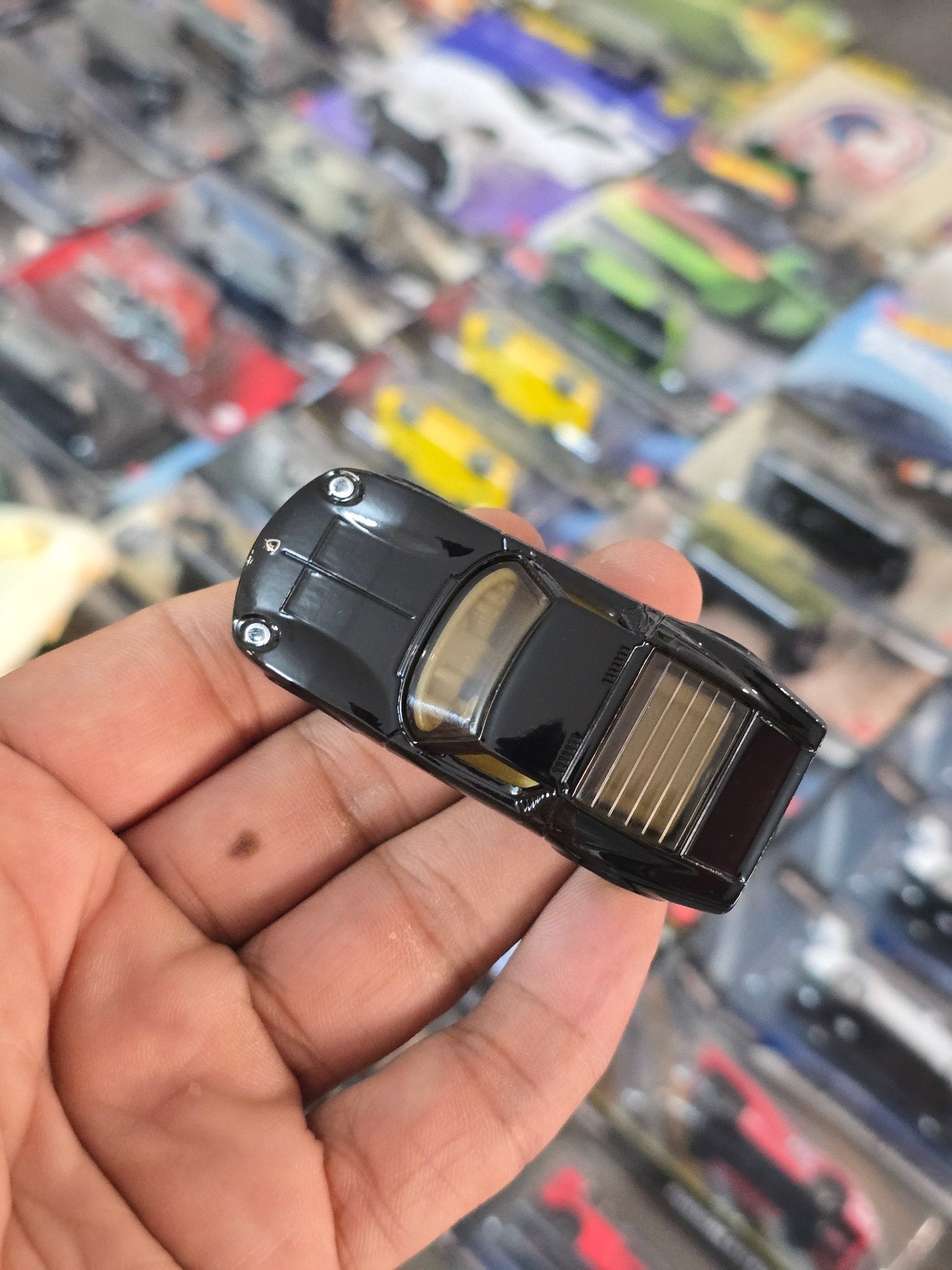 Hot Wheels 1971 Lamborghini Miura P400 SV - Black (Uncarded) - Kinder Logs