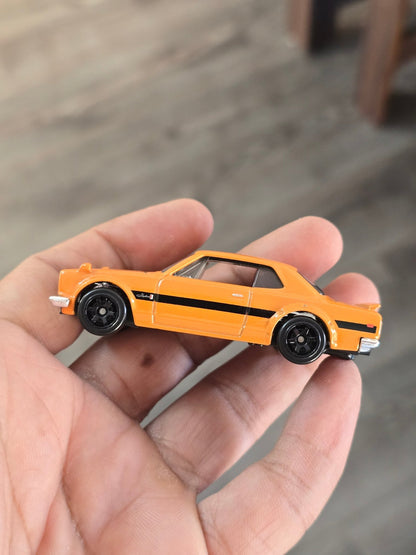 Hot Wheels 1971 Nissan Skyline HT 2000 GT - R - Orange (Uncarded - New) - Kinder Logs