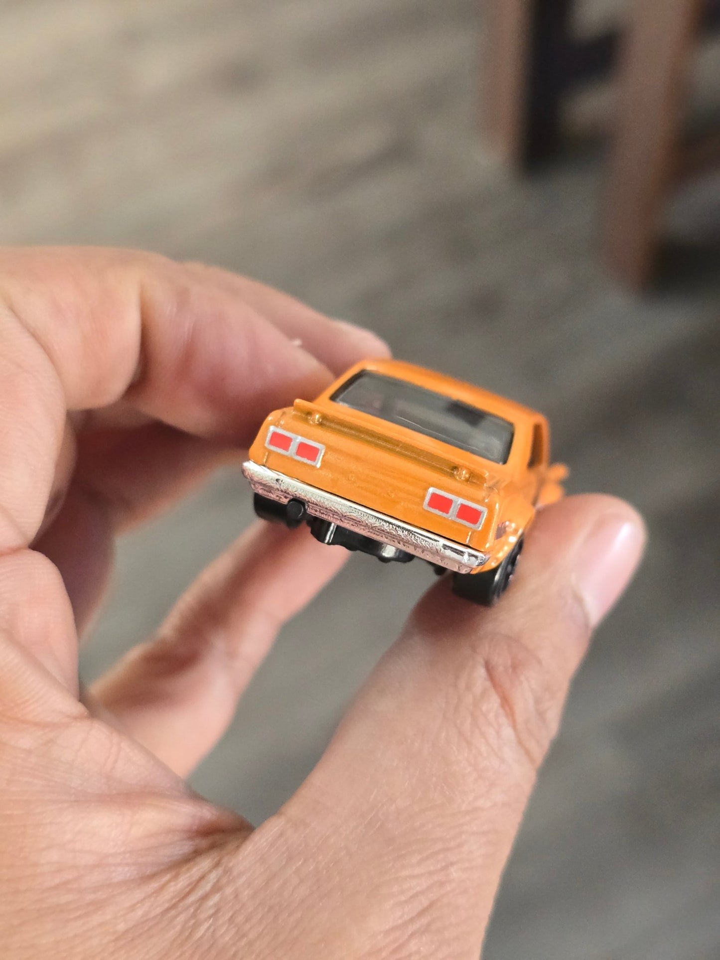 Hot Wheels 1971 Nissan Skyline HT 2000 GT - R - Orange (Uncarded - New) - Kinder Logs