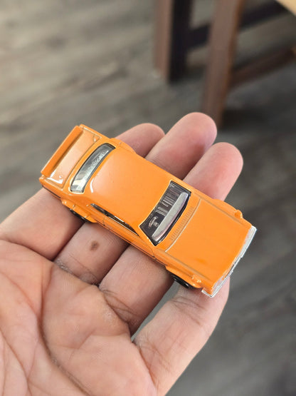 Hot Wheels 1971 Nissan Skyline HT 2000 GT - R - Orange (Uncarded - New) - Kinder Logs