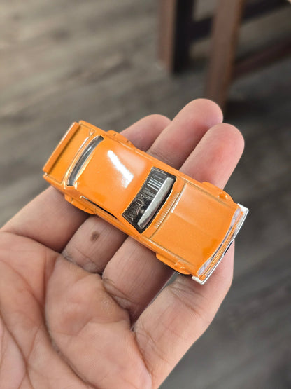 Hot Wheels 1971 Nissan Skyline HT 2000 GT - R - Orange (Uncarded - New) - Kinder Logs