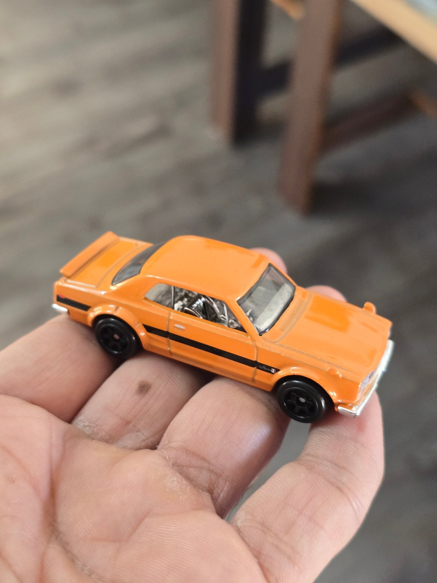 Hot Wheels 1971 Nissan Skyline HT 2000 GT - R - Orange (Uncarded - New) - Kinder Logs