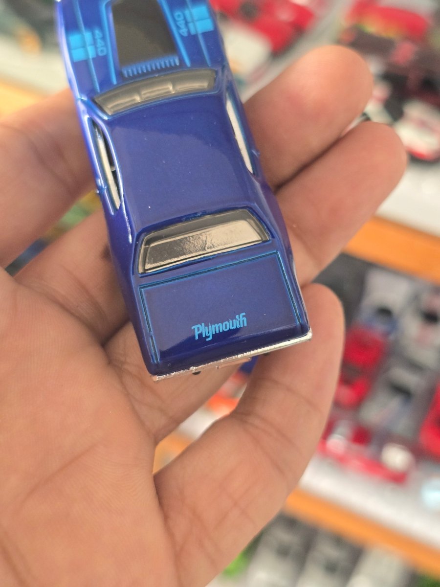 Hot Wheels 1971 Plymouth GTX - Blue (Uncarded) - Kinder Logs