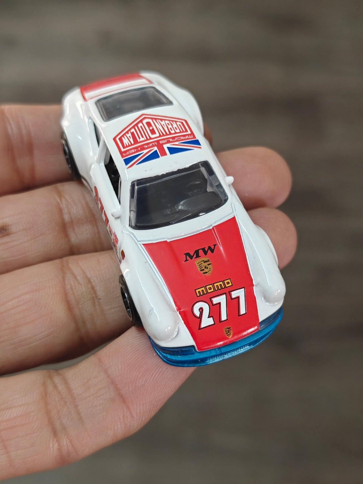 Hot Wheels 1971 Porsche 911 Urban Outlaw (Uncarded - New) - Kinder Logs