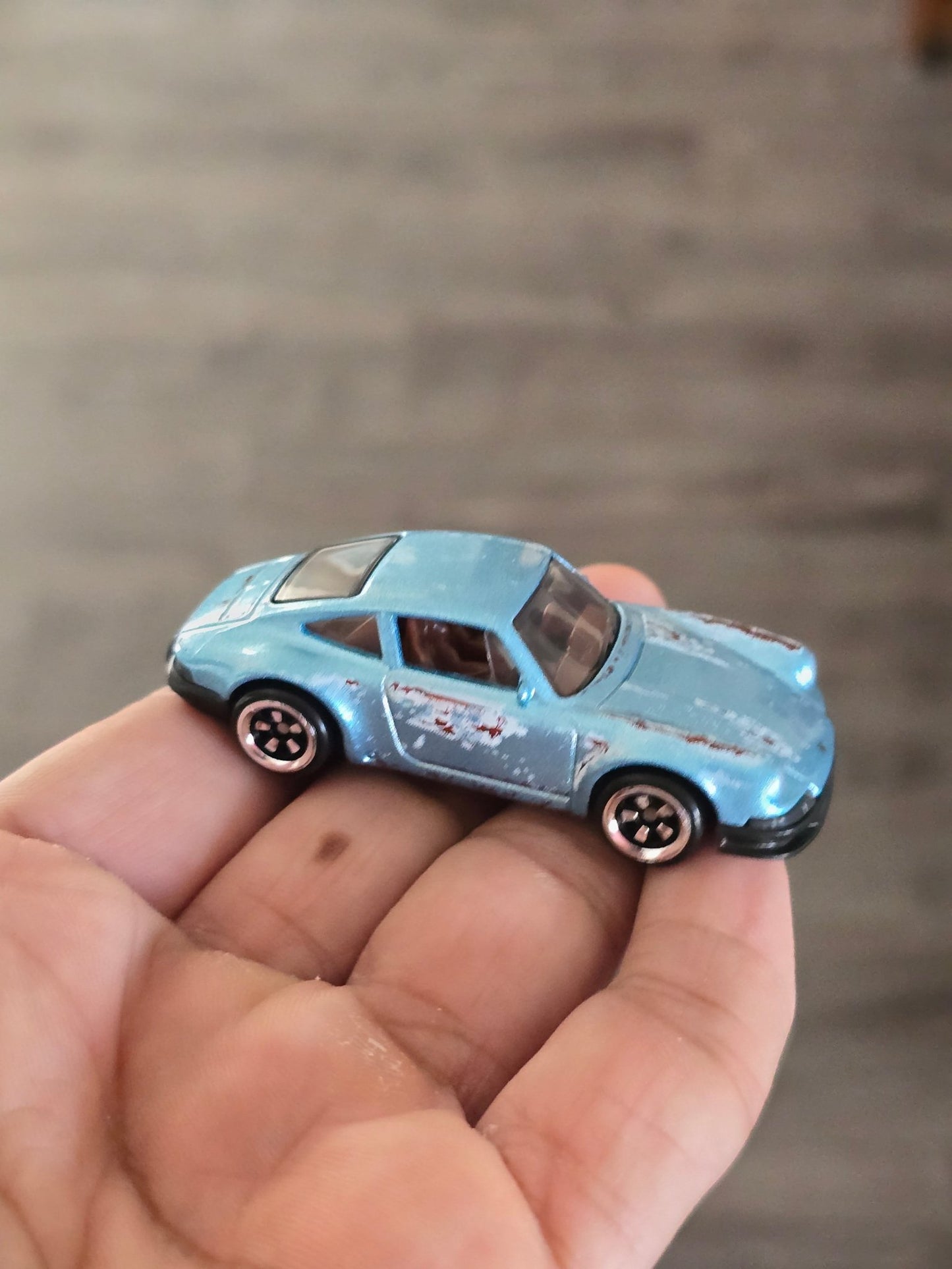 Hot Wheels 1971 Porsche 911 - Vintage Club (Uncarded - New) - Kinder Logs