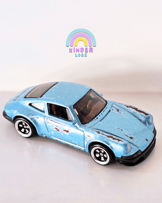 Hot Wheels 1971 Porsche 911 - Vintage Club (Uncarded - New) - Kinder Logs