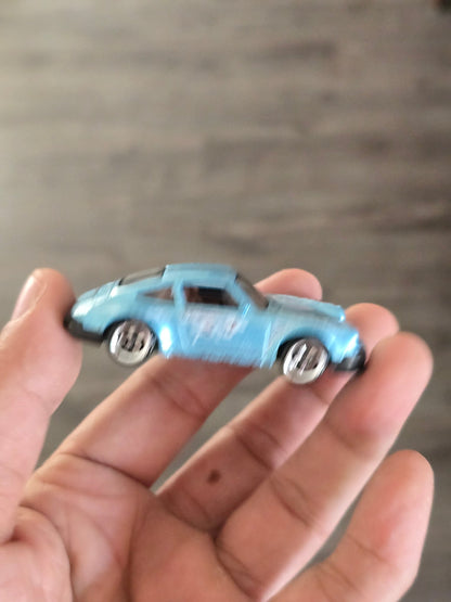 Hot Wheels 1971 Porsche 911 - Vintage Club (Uncarded - New) - Kinder Logs