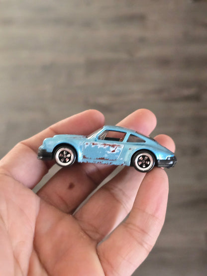 Hot Wheels 1971 Porsche 911 - Vintage Club (Uncarded - New) - Kinder Logs