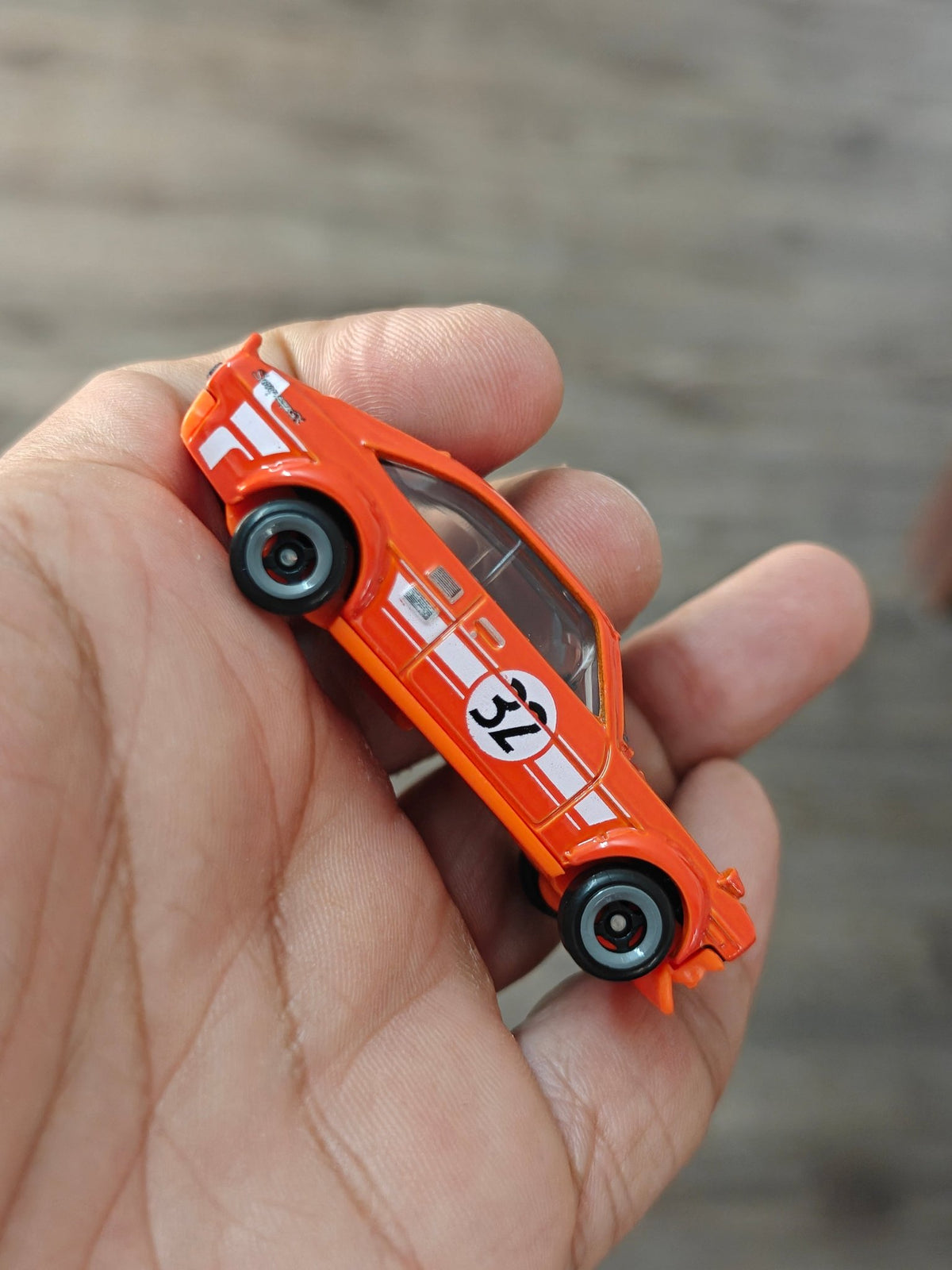 Hot Wheels 1972 Datsun Sunny Coupe (Uncarded - New) - Kinder Logs