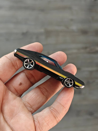 Hot Wheels 1972 Ford Gran Torino Sport - Black (Uncarded - New) - Kinder Logs