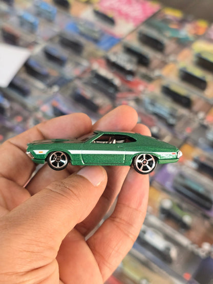 Hot Wheels 1972 Ford Gran Torino Sport - Fast & Furious (Uncarded) - Kinder Logs