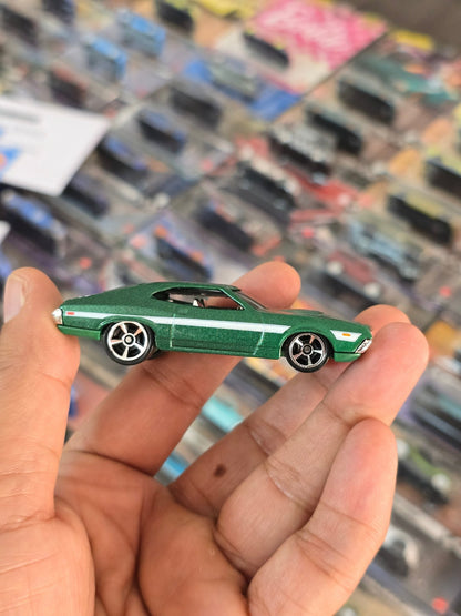 Hot Wheels 1972 Ford Gran Torino Sport - Fast & Furious (Uncarded) - Kinder Logs